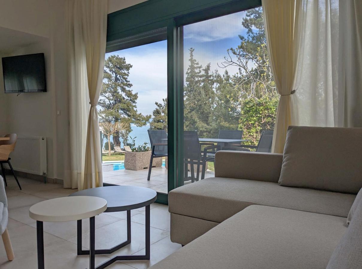 Angelbay Bungalows Hagia Triada Exterior foto