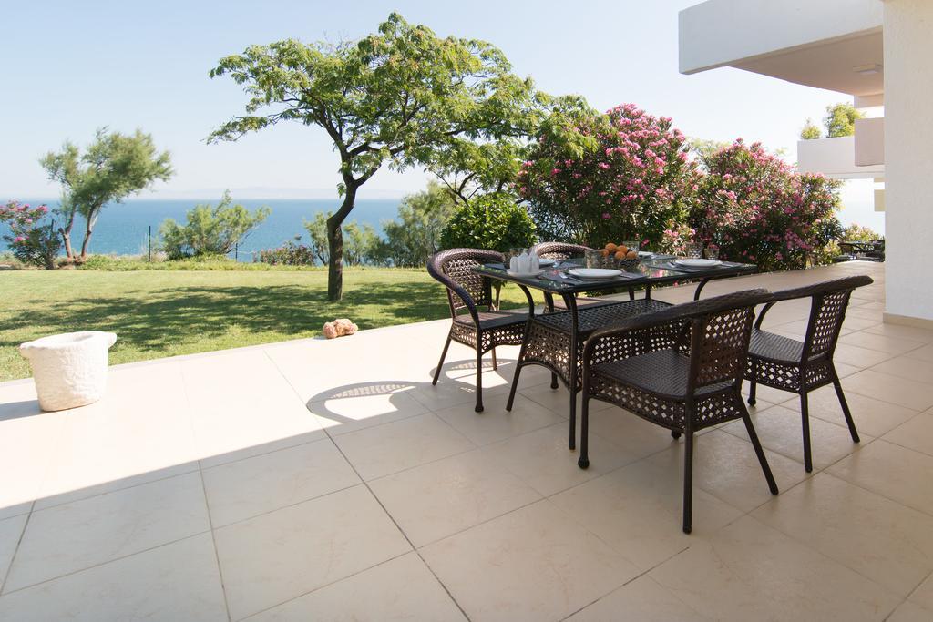 Angelbay Bungalows Hagia Triada Exterior foto