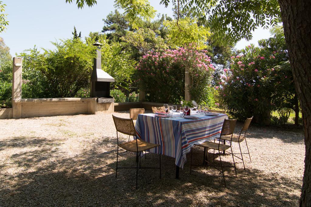 Angelbay Bungalows Hagia Triada Exterior foto